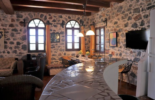 Triopetra House | Comfortable holiday house, spacious outdoor areas, wifi | Triopetra, Crete