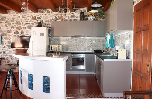 Triopetra House | Comfortable holiday house, spacious outdoor areas, wifi | Triopetra, Crete