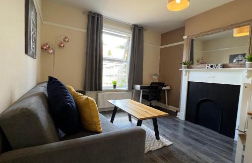 Bedford Apartment | Comfortable King Bed - Location - Contractors - Family - Parking