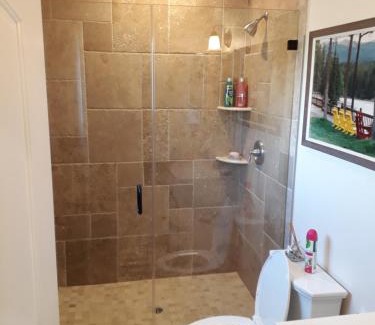 Northridge House | Comfortable Luxury Studio