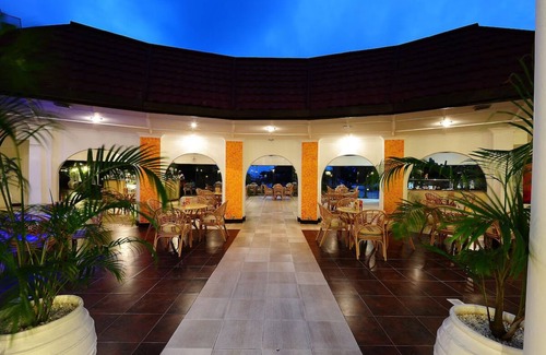 Nyali House | Comfortable Room w/Access to Private Beach and Tennis Courts