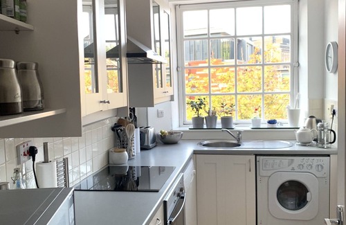 Old Town Apartment | Comfortable Royal Mile apartment