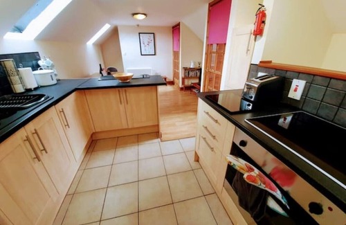 South Cliff Cottage | Comfortable South Cliff Seaside Cottage in Scarborough