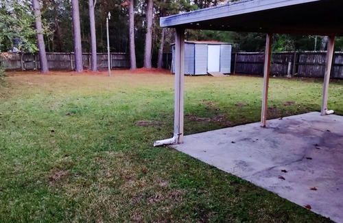 Denham Springs House | Comfortable Spacious 3 BR 2 BA pet and kid friendly home near Baton Rouge