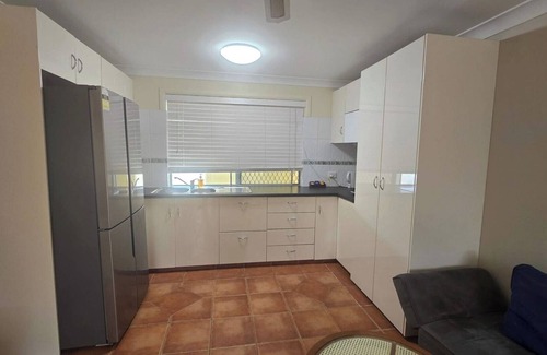 Mermaid Waters House | Comfortable Studio Granny Flat Mermaid Water