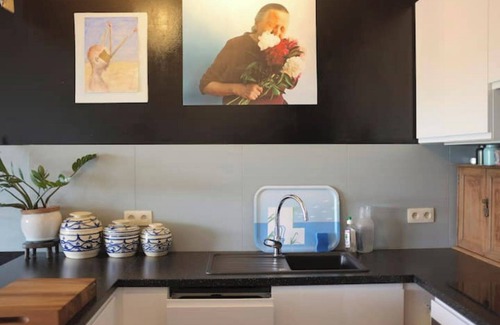 Chatelain Apartment | Comfortable studio with magnificent view