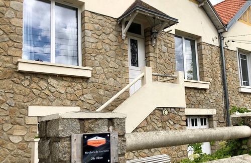 Fougeres - Sevigne Apartment | Comfortable studio - Garden and free parking
