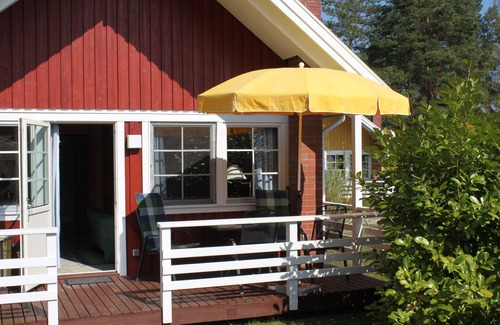 Userin House | Comfortable Sweden house, bathing beach at the lake, entrance to Müritz National Park