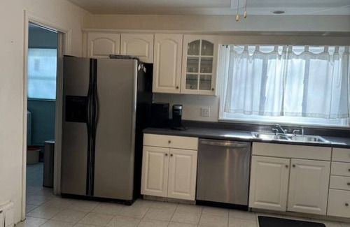 Newtonville House | Comfortable unique space