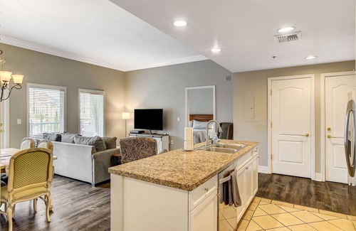 Lake Las Vegas Condo | COMFORTABLY ELEGANT 2 BR POOLSIDE CONDO IN MONTELAGO VILLAGE