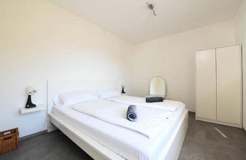 Losone Apartment | Comfortably Losone