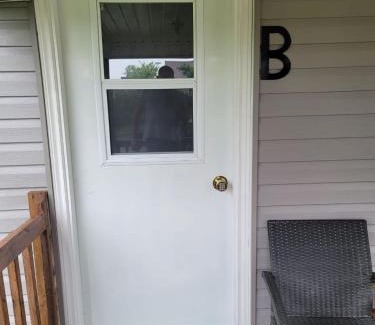 Edmundston Apartment | Comfy 1 bdrm apartment close to highway