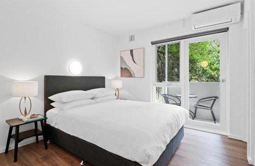 Parkville Apartment | Comfy 1-Bed Unit with Balcony and Parking