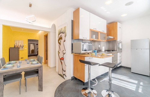 Pegli Apartment | Comfy Apartment x4 - w/Balcony