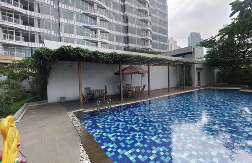 East Kuningan Apartment | Comfy Casa 3 bedrooms apartment next to Kuningan City Mall with city view