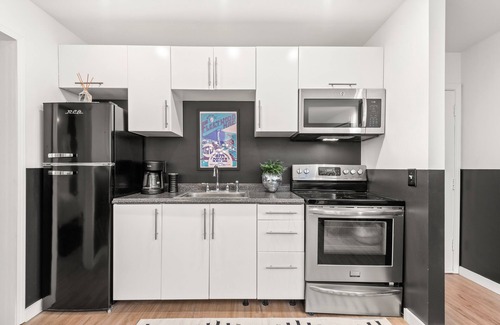 Melrose Condo | Comfy Condo in the 12 South area, 10 minutes to downtown, and 1 mile to Geodis