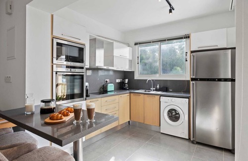 Konia Apartment | Comfy Cove Residence by Nomads