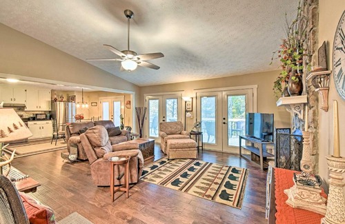 Tate House | Comfy Jasper Getaway with Community Amenities!