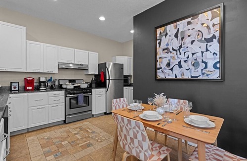 Soulard Apartment | Comfy King 1BR Heart of Soulard