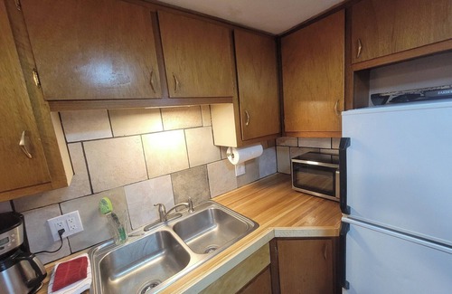 Idaho Falls Apartment | Comfy Little Burrow-Pets Welcome Idaho Falls