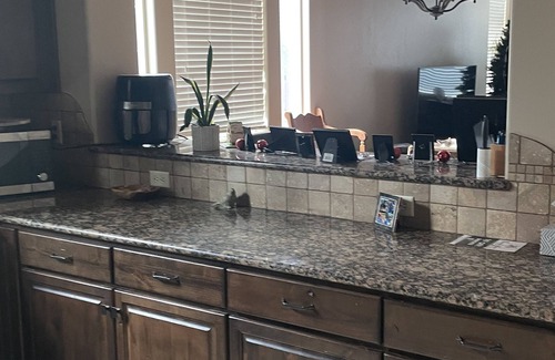 Ivins House | Comfy Modern large townhome. Bring pets.