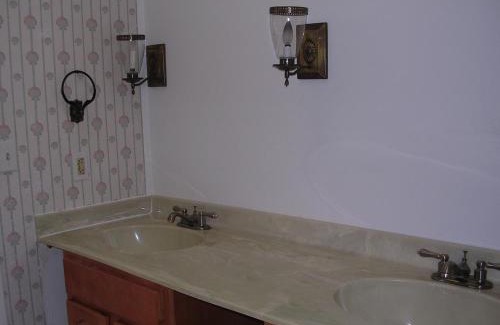Huntington House | Comfy Room