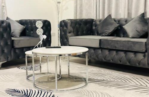 Clementswood Apartment | Comfy Stay - High Road Ilford