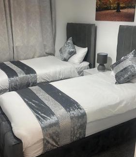 Clementswood Apartment | Comfy Stay - High Road Ilford