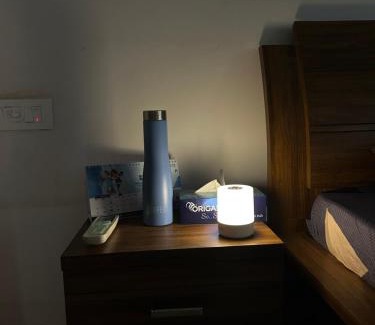 Malad East House | Comfy Stay with a Great view near Oberoi Mall