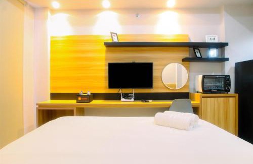 Cikarang Apartment | Comfy Studio Apartment No Kitchen Mustika Golf Residence By Travelio