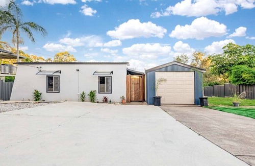 Brisbane Apartment | Comfy Studio Loft Suite, Mount Gravatt East