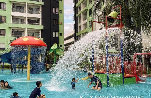 Kampung Kuala Pari Apartment | Comfy Suite Manhattan Ipoh PoolView Waterpark Free Netflix&Game