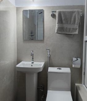 Panaoti House | COMMUNITY HOLIDAY INN