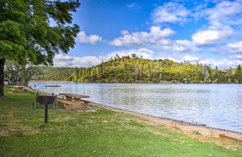 Groveland House | Community Perks Welcoming Groveland Home