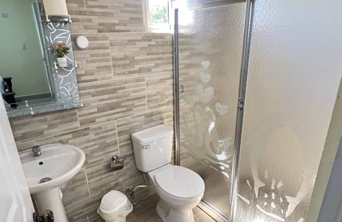 Barahona Apartment | Comodo apartamento en Barahona, con todo lo que necesitas. Para tu fin de semana