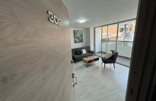 La Castellana Apartment | Comodo y amplio apartamento en Laureles