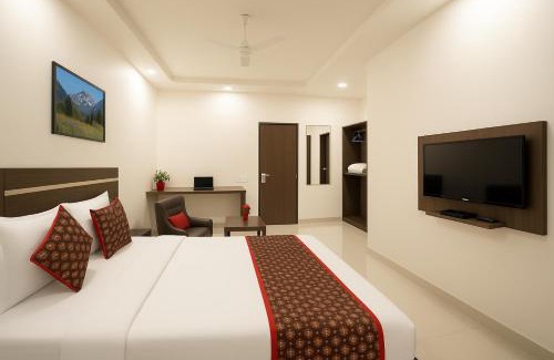 Bellandur Bed & Breakfast | Compact Tea Square