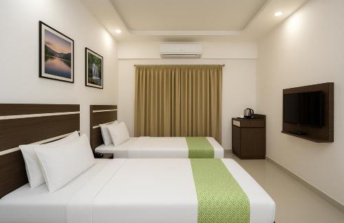 Bellandur Bed & Breakfast | Compact Tea Square