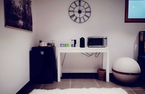 Maxilly-sur-Leman Apartment | Complete accommodation with home cinema, pool table and private terrace.