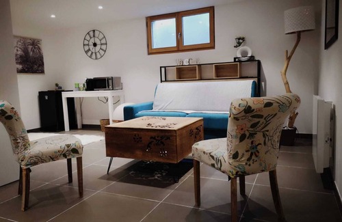 Maxilly-sur-Leman Apartment | Complete accommodation with home cinema, pool table and private terrace.