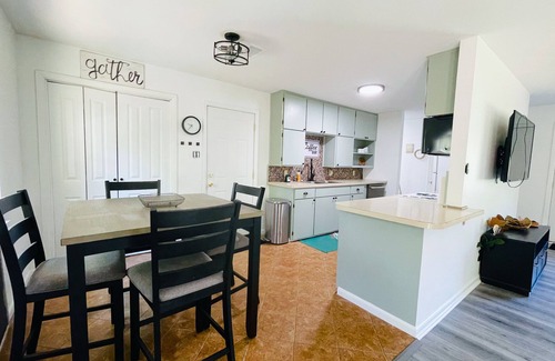 Jacksonville House | Complete Home 2.2 miles away from AIR FORCE!