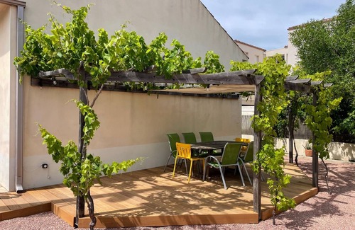 Valras-Plage Villa | Completely renovated fisherman's house with garden near the port.