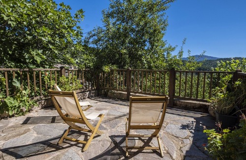 Levie House | Completely renovated former oil mill in the heart of the Alta Rocca.