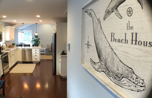 Baiting Hollow House | Completely Renovated House Steps To The Beach In Heart of North Fork Wineries
