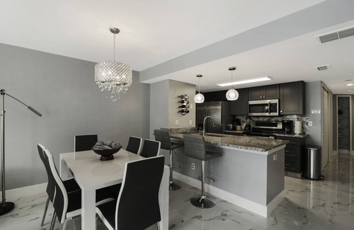Royal Palm Bay Villa | Completely Renovated 3/2 Close to Disney parks