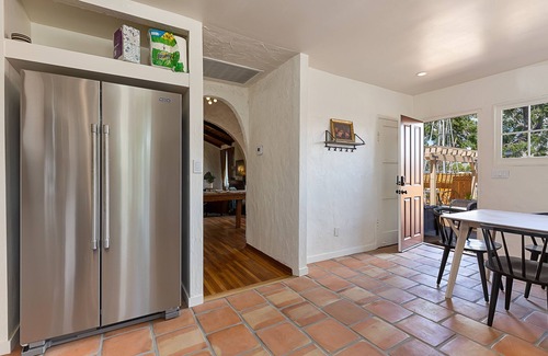 Los Alamos House | Completely Renovated Old Time Los Alamos Home- with recreation Barn!