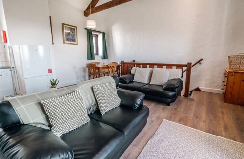 Widemouth Bay House | Complex of 3 Coastal Cottages nr Bude - Sleeps 14