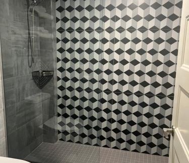 Mont-Laurier Hotel | Complexe Dix80
