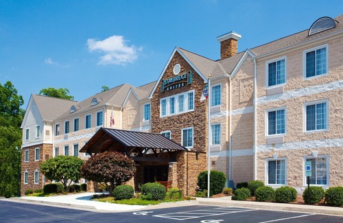 Morrisville Apartment | Complimentary Breakfast Buffet + Free Wi-Fi | Close to the Airport