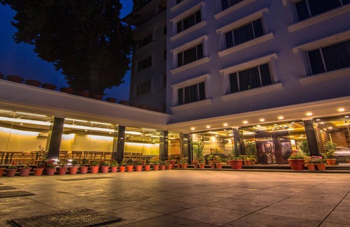 Rajbagh Hotel | Comrade Inn